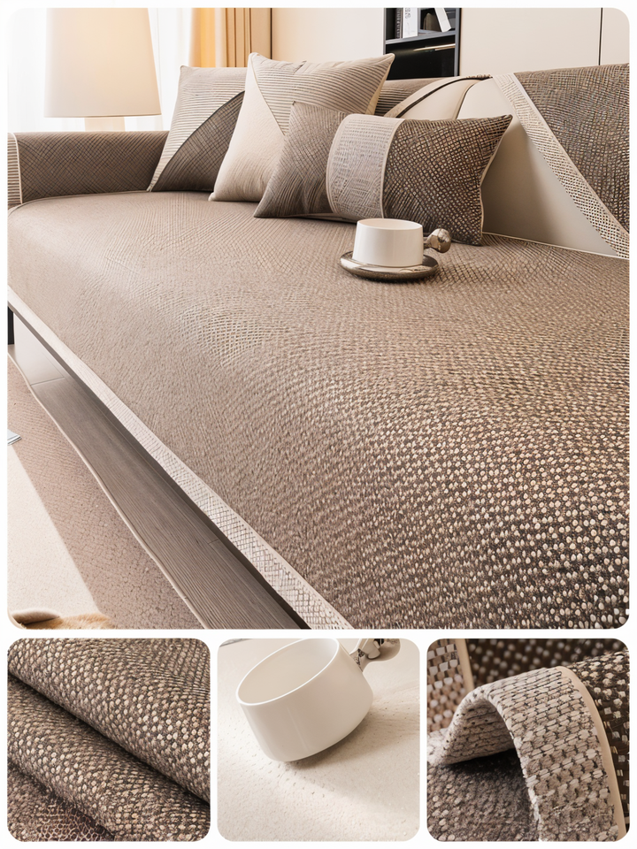 Mettez en valeur votre salon avec cette housse de canapé kaki LuxuraGuard antidérapante.