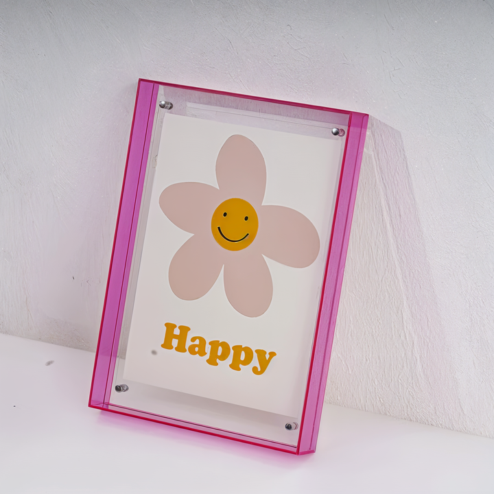 Cadre photo acrylique, style néon personnalisable, pour rehausser votre décor avec originalité.