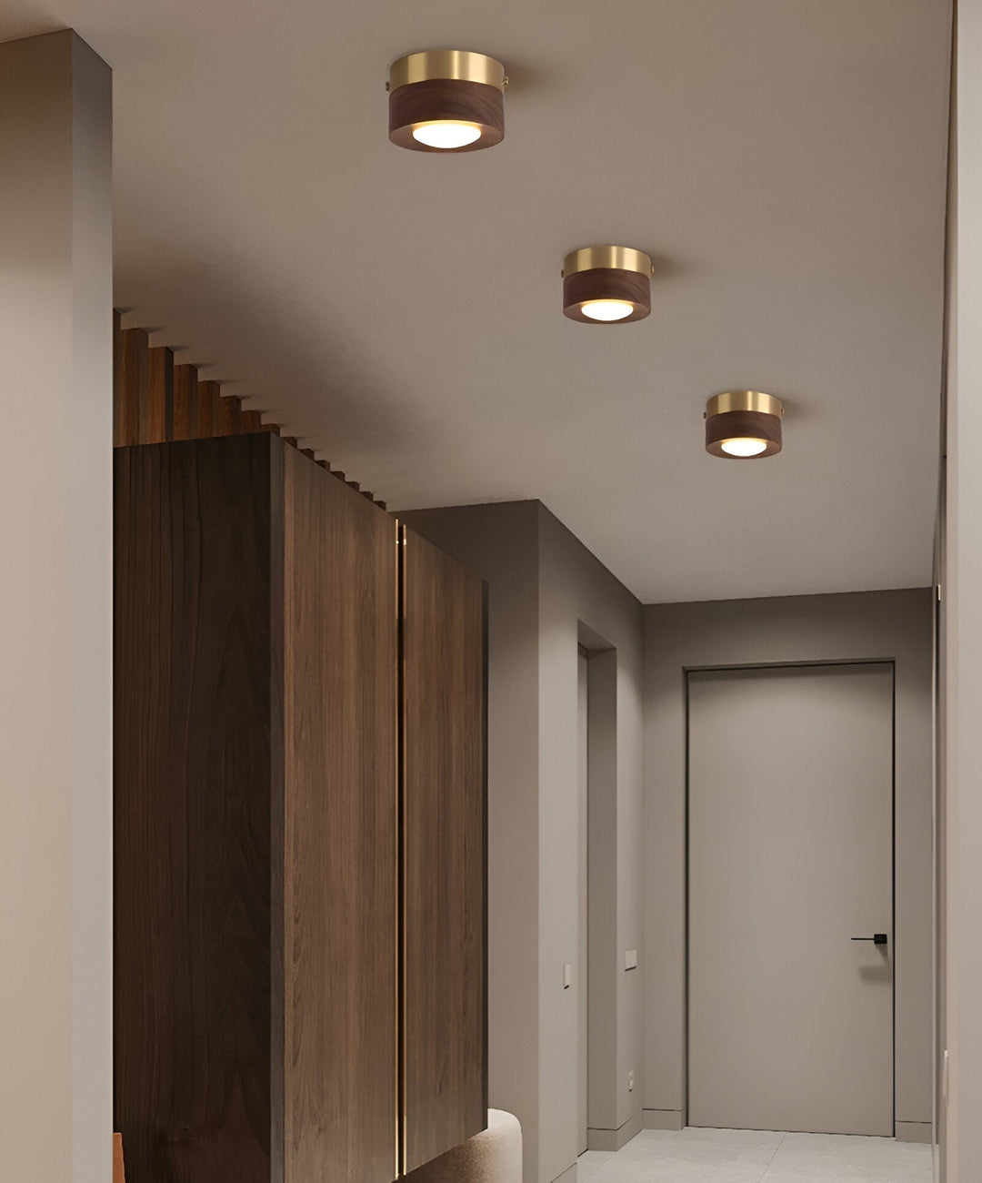 Lampe de plafond LED avec spots réglables, offrant un éclairage design et polyvalent.