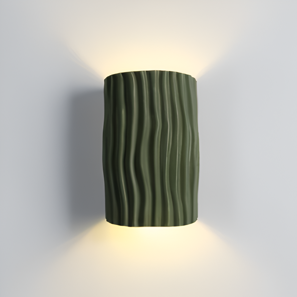 Lampe murale LED Veloura, un design plissé qui apporte une ambiance chaleureuse à votre intérieur.