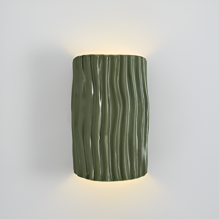 Éclairage d'appoint LED moderne, applique murale Veloura au design plissé pour votre chambre.