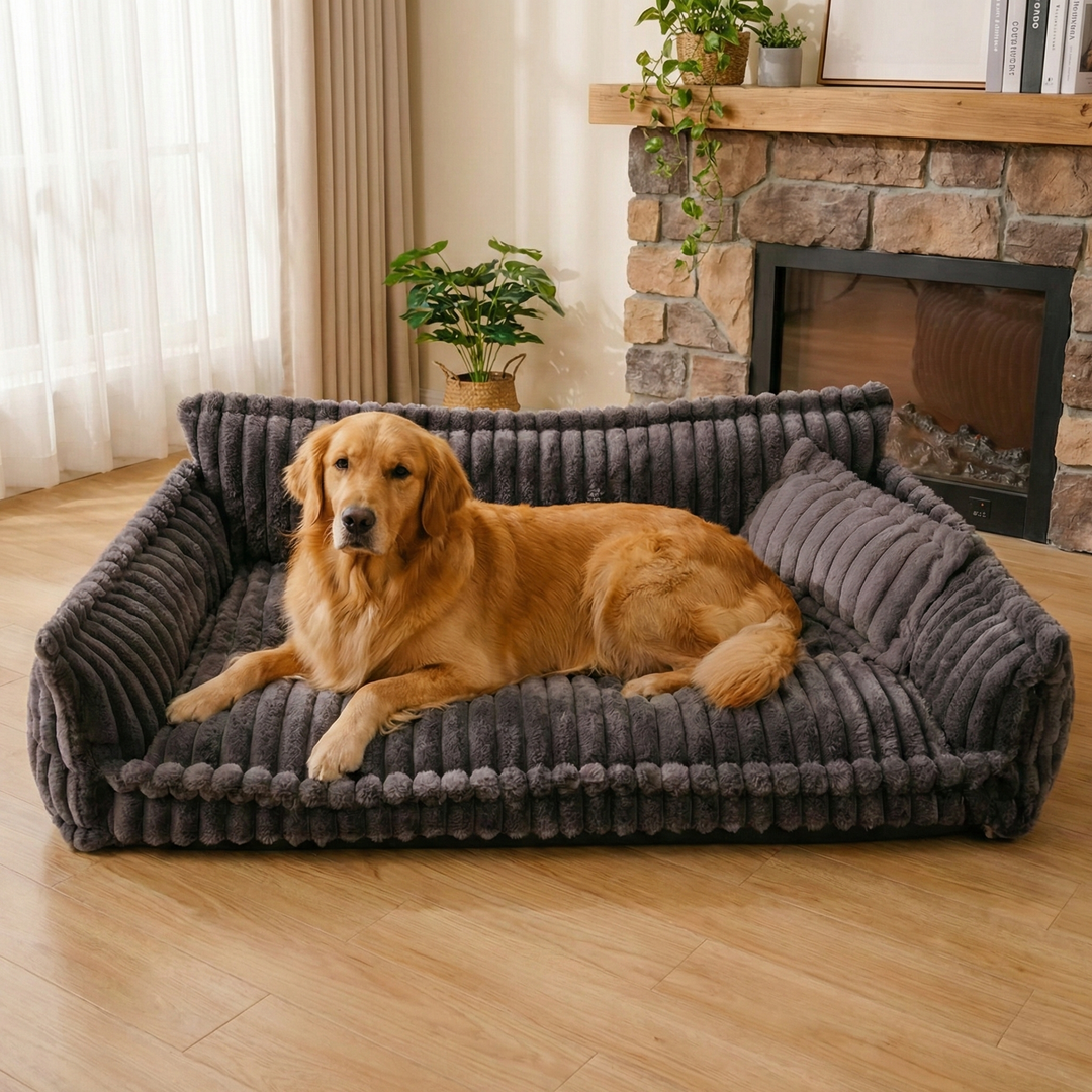 Couchage chien doux et rayé, coussin orthopédique pour un confort optimal des articulations.