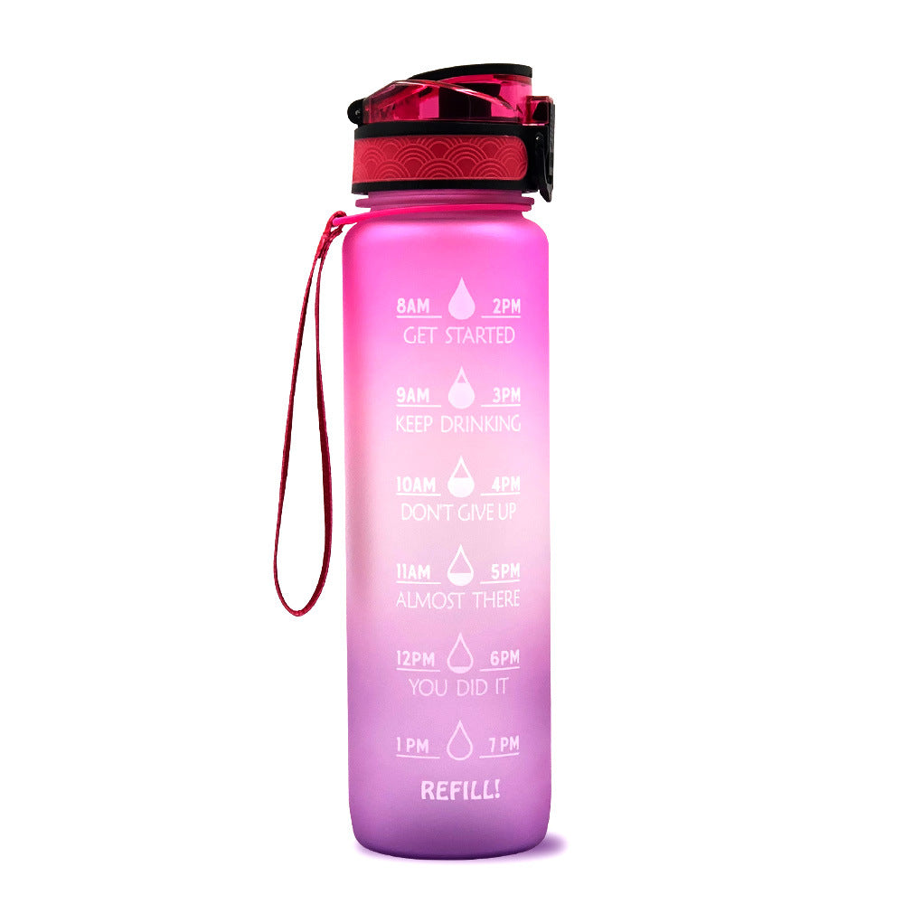 Bouteille d'eau 1L portable et sans BPA. Réutilisable pour sport et bureau, favorise une hydratation saine.