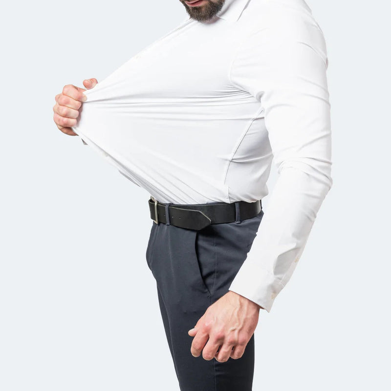 Chemise homme confortable, élégante, tissu stretch respirant. Parfaite pour le bureau ou un look décontracté chic.