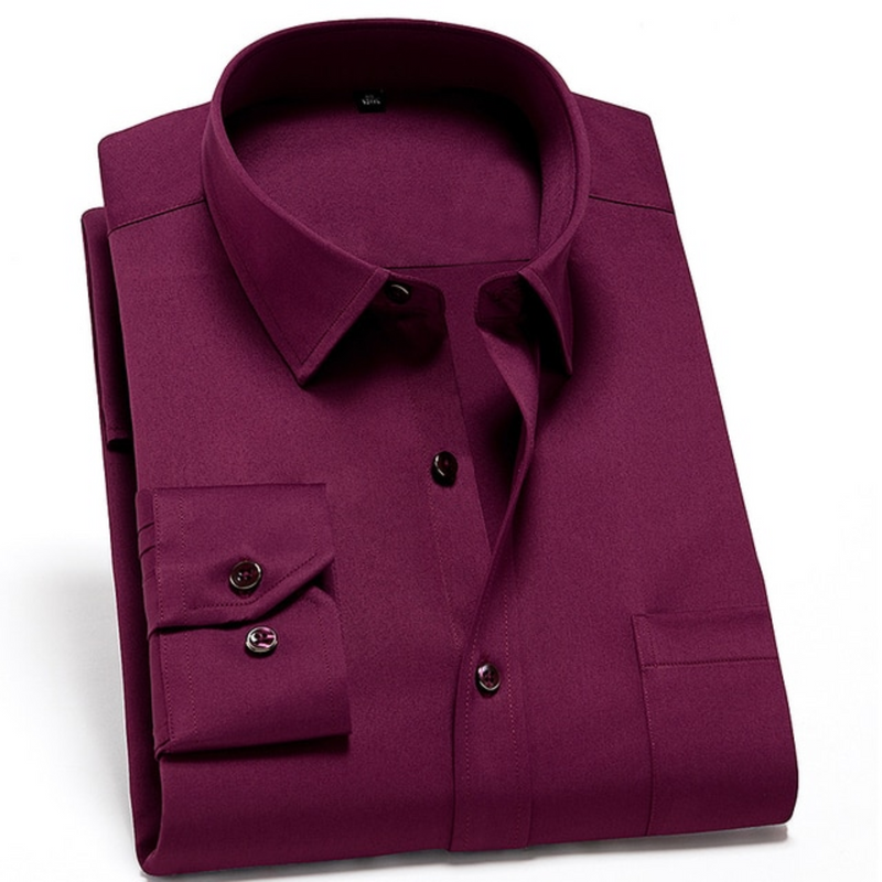 Chemise homme en tissu stretch infroissable, douceur et flexibilité, pour un confort et une élégance durables.