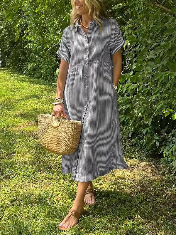 Robe fluide d'été pour femme, manches courtes, col rond boutonné, style décontracté et élégant pour les vacances.