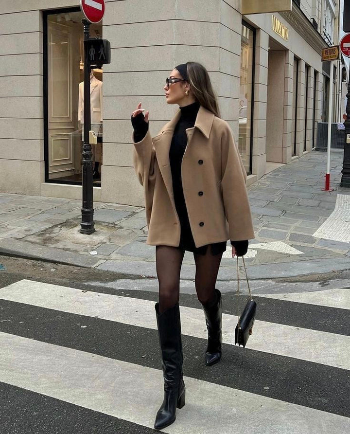 Manteau femme oversize beige, hiver élégant, coupe large confortable pour un look chic.