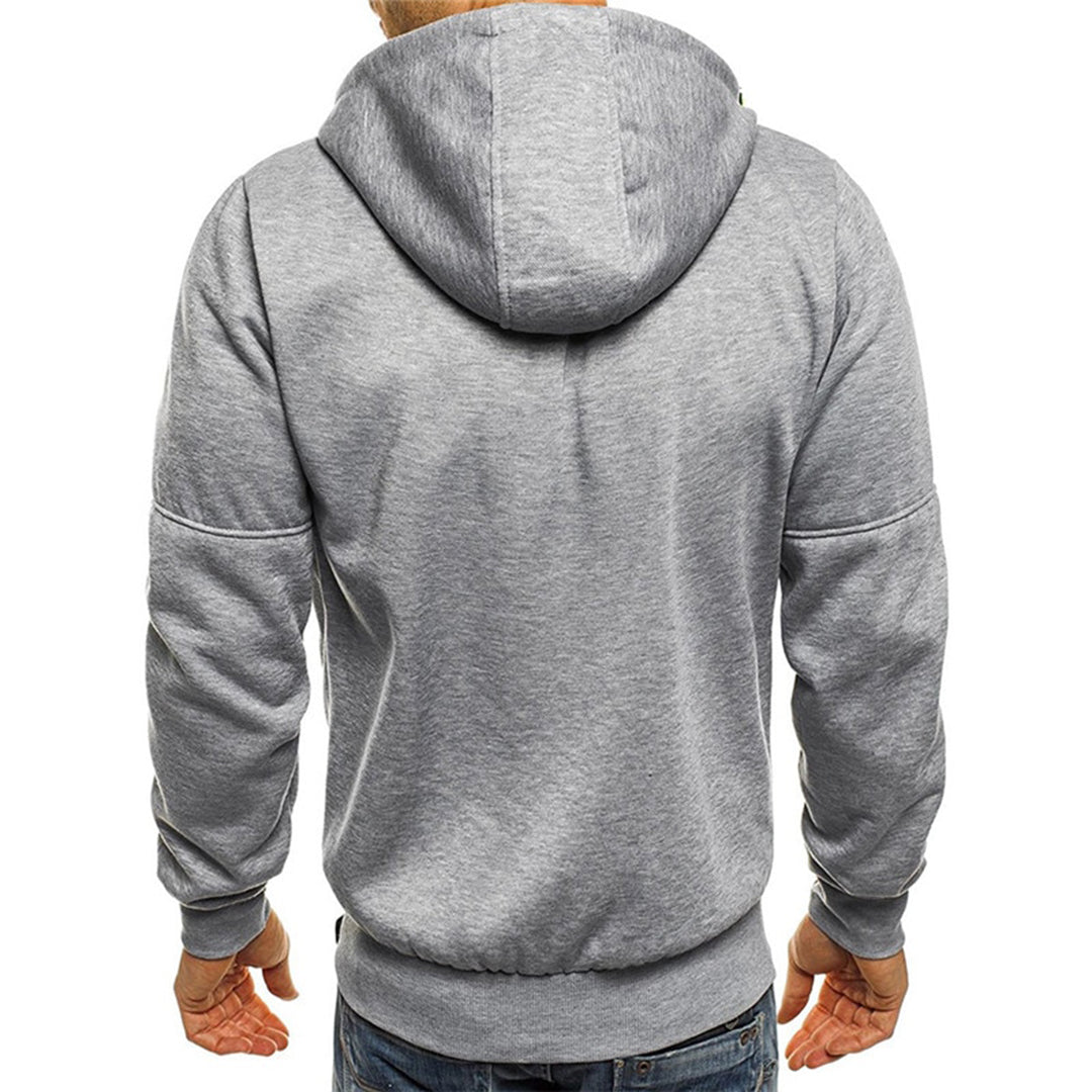 Pull léger à capuche homme, idéal hiver doux. Confort et style décontracté, vêtement polyvalent.