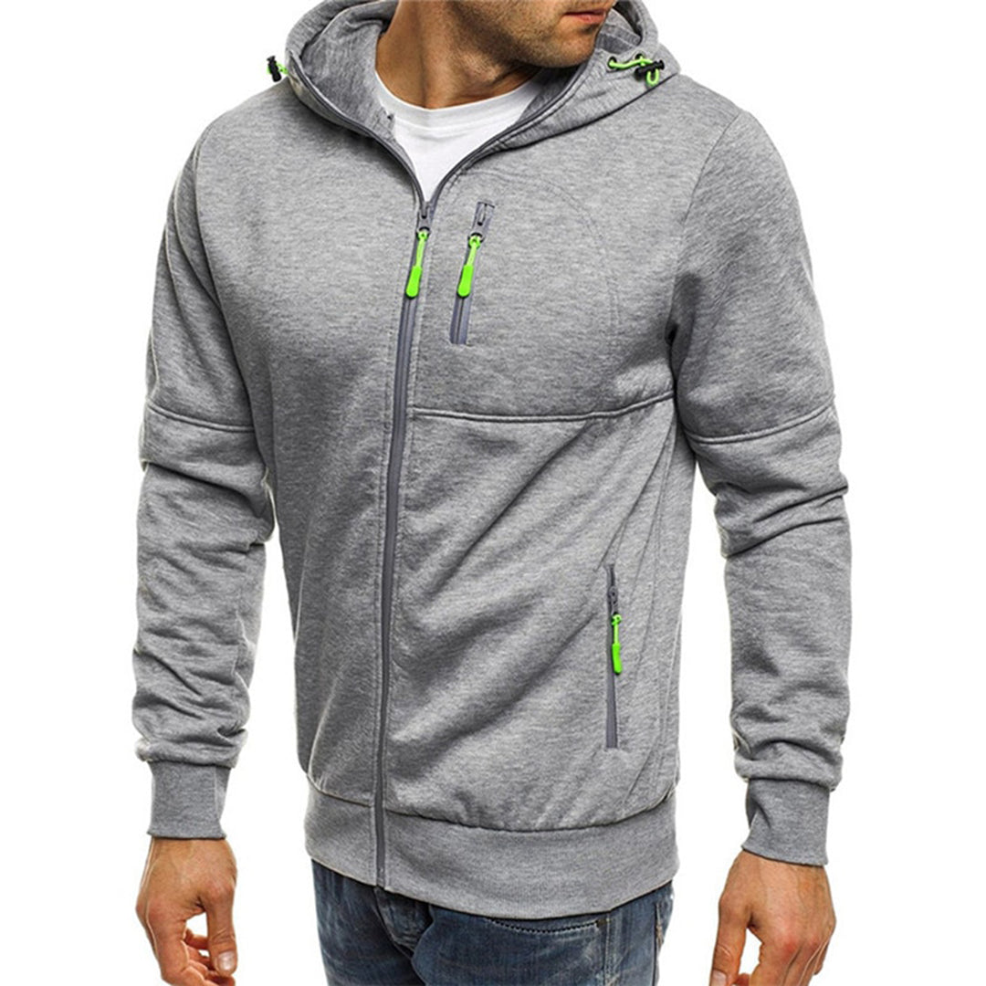 Hoodie zippé homme léger pour l'automne. Confortable et stylé, essentiel mode masculine décontractée.