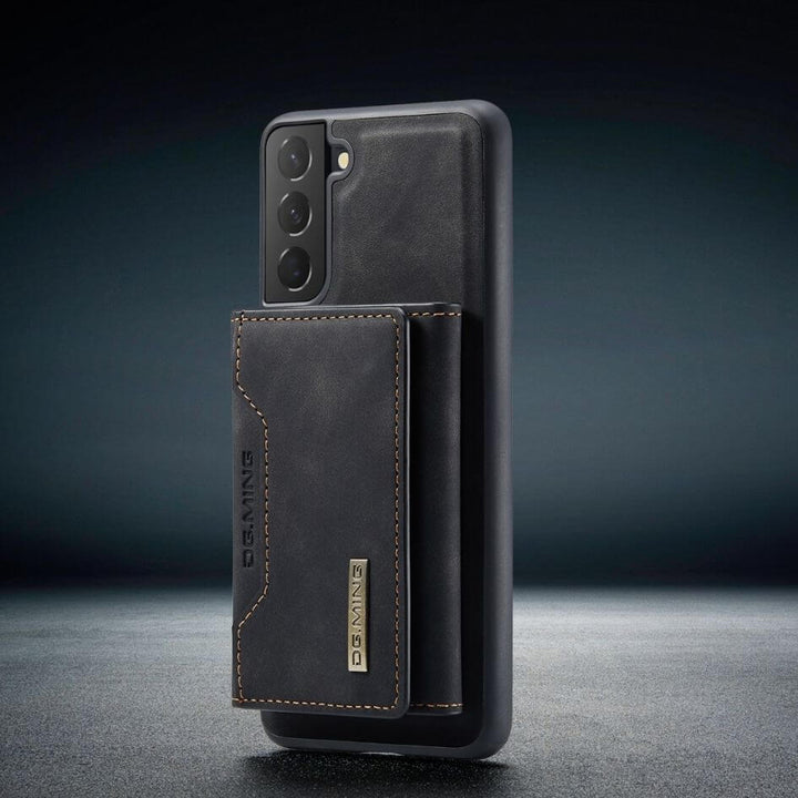 Étui portefeuille en cuir noir avec fermeture magnétique pour smartphone élégant.