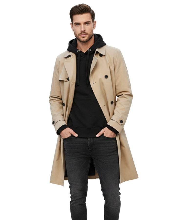 Trench-coat homme classique beige, double boutonnage, ceinture ajustable. Manteau élégant pour automne/hiver.
