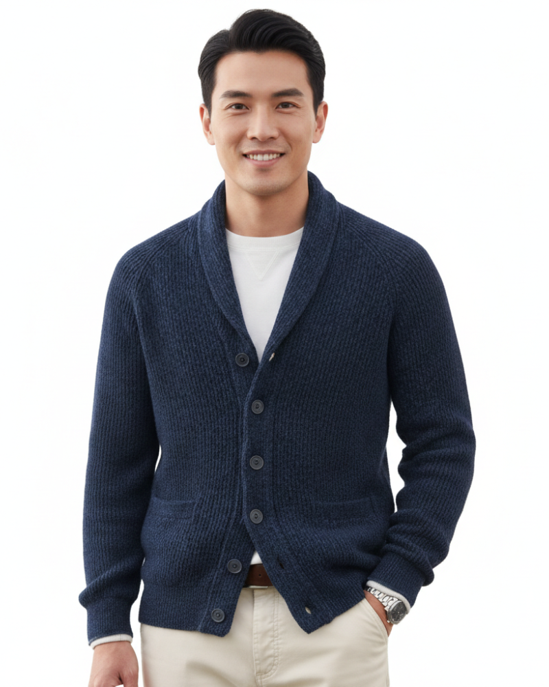 Mode homme: Gilet rayé à col V pour un look automne-hiver décontracté. Élégance et confort assurés.