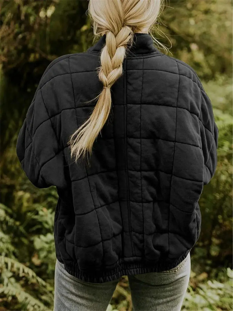 Vêtement chaud femme, veste matelassée stylée, parfaite pour la saison froide.