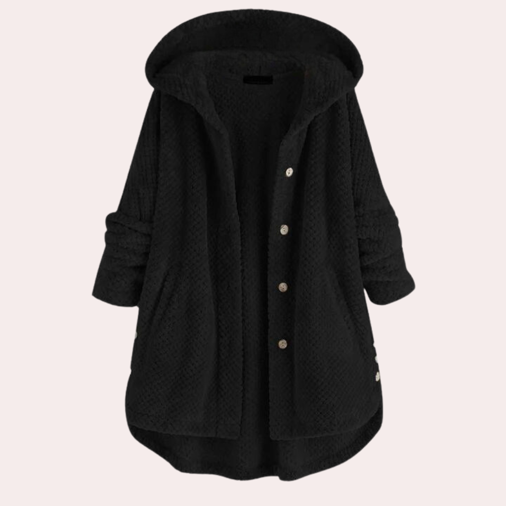 Vêtement femme : cardigan long décontracté et chic avec capuche, idéal pour les tenues d'hiver.