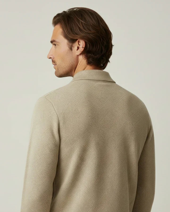Mode masculine : pull zippé homme style polo, maille élégante et décontractée, parfait hiver.