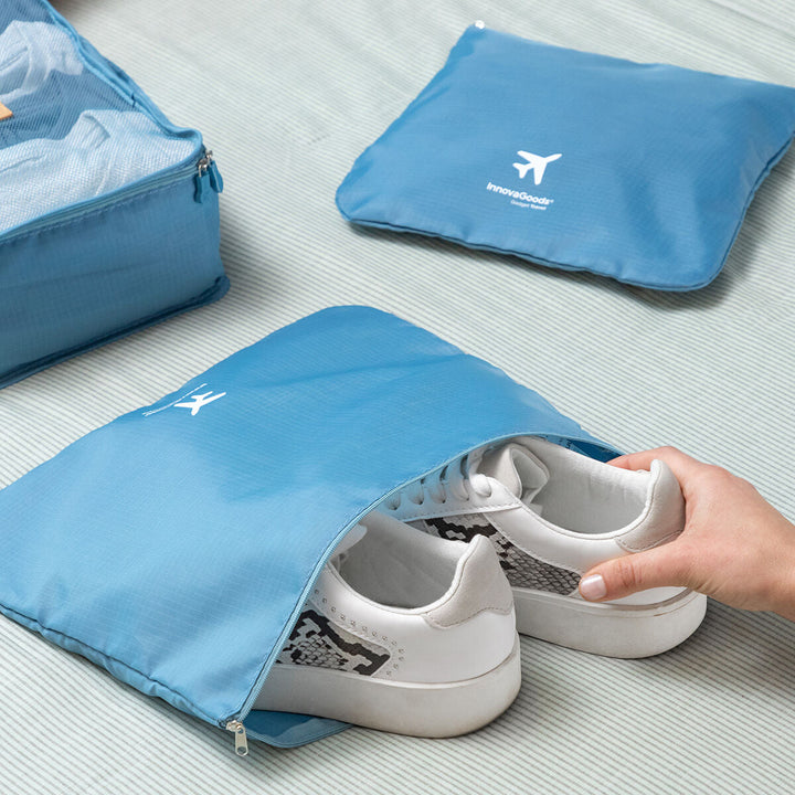 Sacs de rangement compacts pour optimiser l'espace et organiser votre valise de voyage et vos affaires.