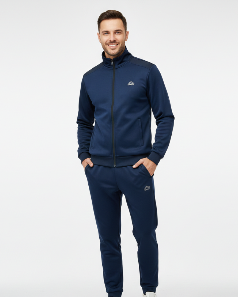 Ensemble survêtement homme complet, veste zippée et pantalon confortable pour le sport et les loisirs décontractés.