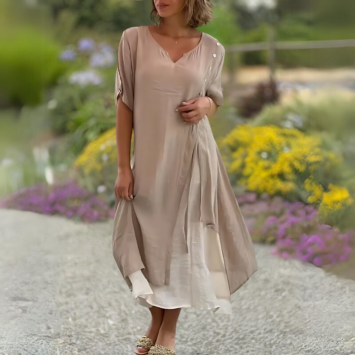 Robe d'été femme col V fluide, style décontracté chic, boutons décoratifs, vêtement estival léger et confortable.