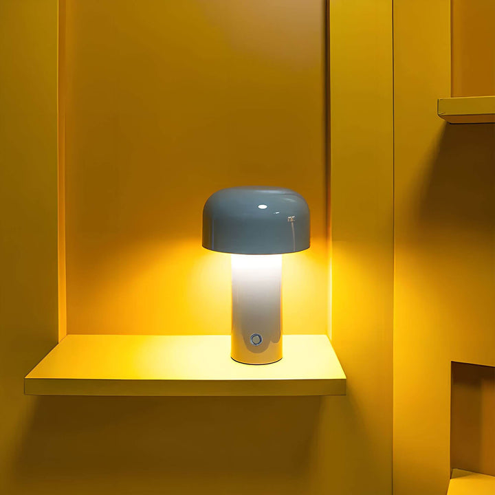 Lampe de table LED rechargeable et portative, style vintage, design élégant pour tout espace.
