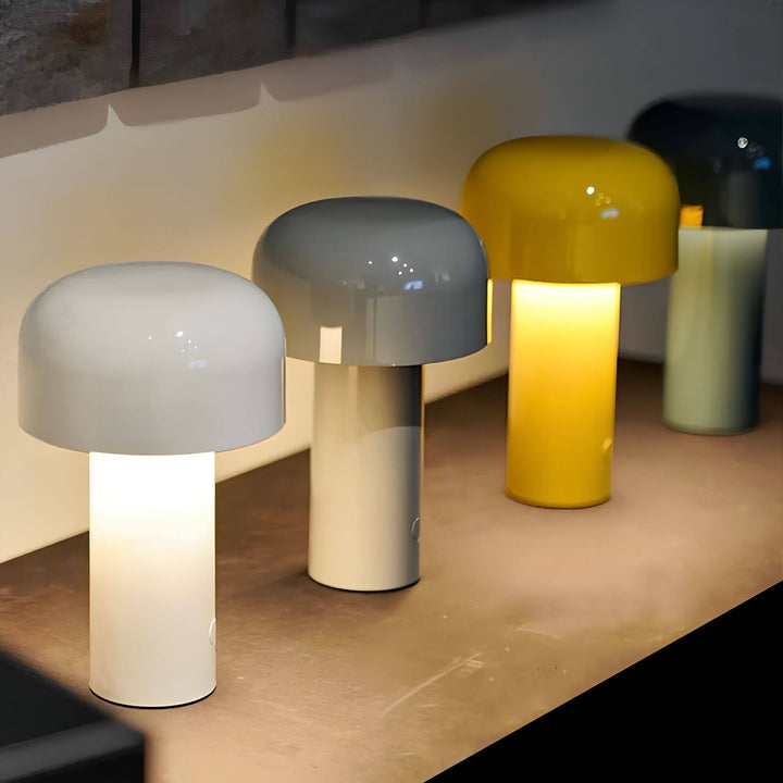 Lampe d'appoint vintage LED sans fil, pour une ambiance cosy sur table de chevet ou salon.