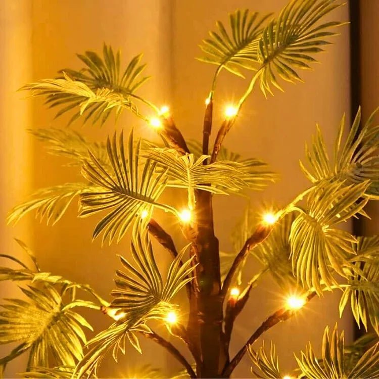 Décoration lumineuse LED palmier, style tropical. Lampe d'ambiance sans fil pour intérieur blanc chaud.