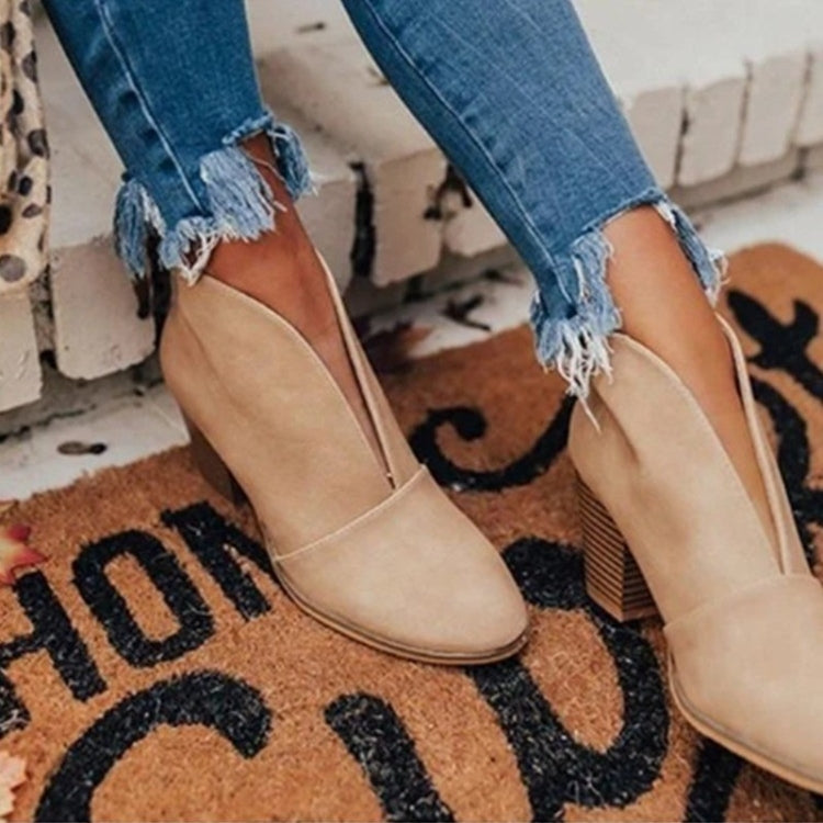 Bottines cheville femme élégantes, bout amande et talon carré. Chaussures mode décontractée pour toutes saisons.