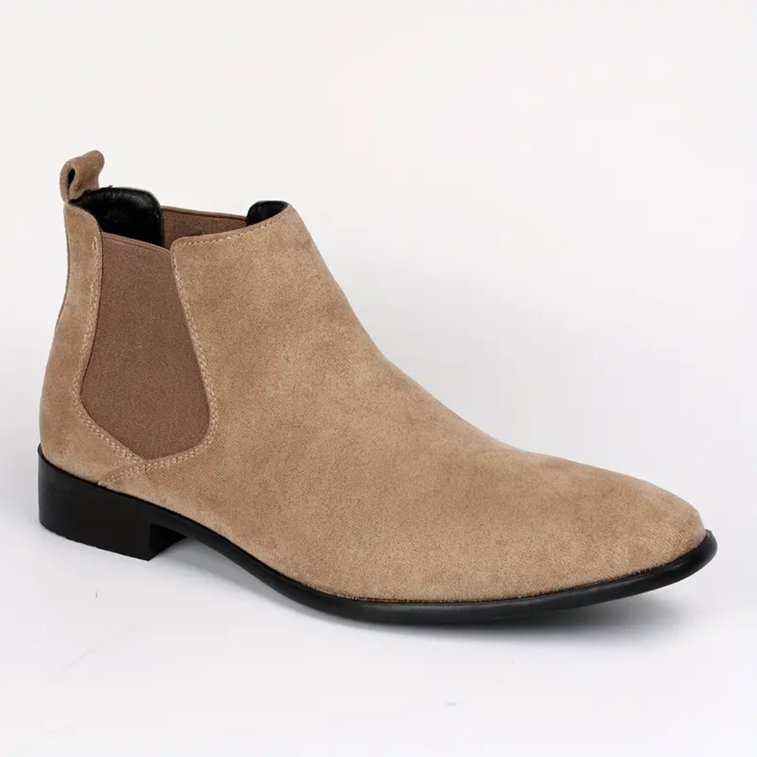 Chaussures homme : Bottines Chelsea confortables avec soufflets élastiques marron, parfaites pour un style classique.