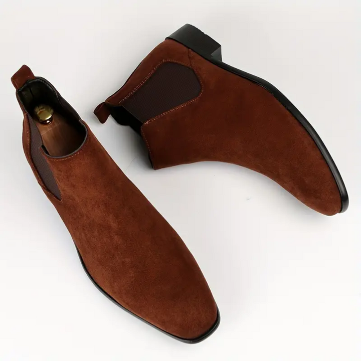 Bottines Chelsea élégantes pour homme, idéales comme chaussures business ou pour un look chic en mode masculine.