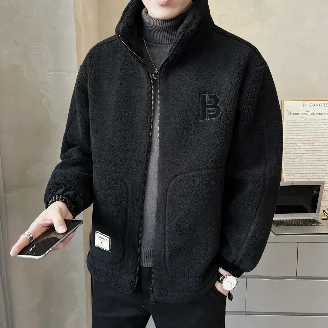Veste homme polaire décontractée, douce et respirante, offrant chaleur et confort optimal au quotidien.