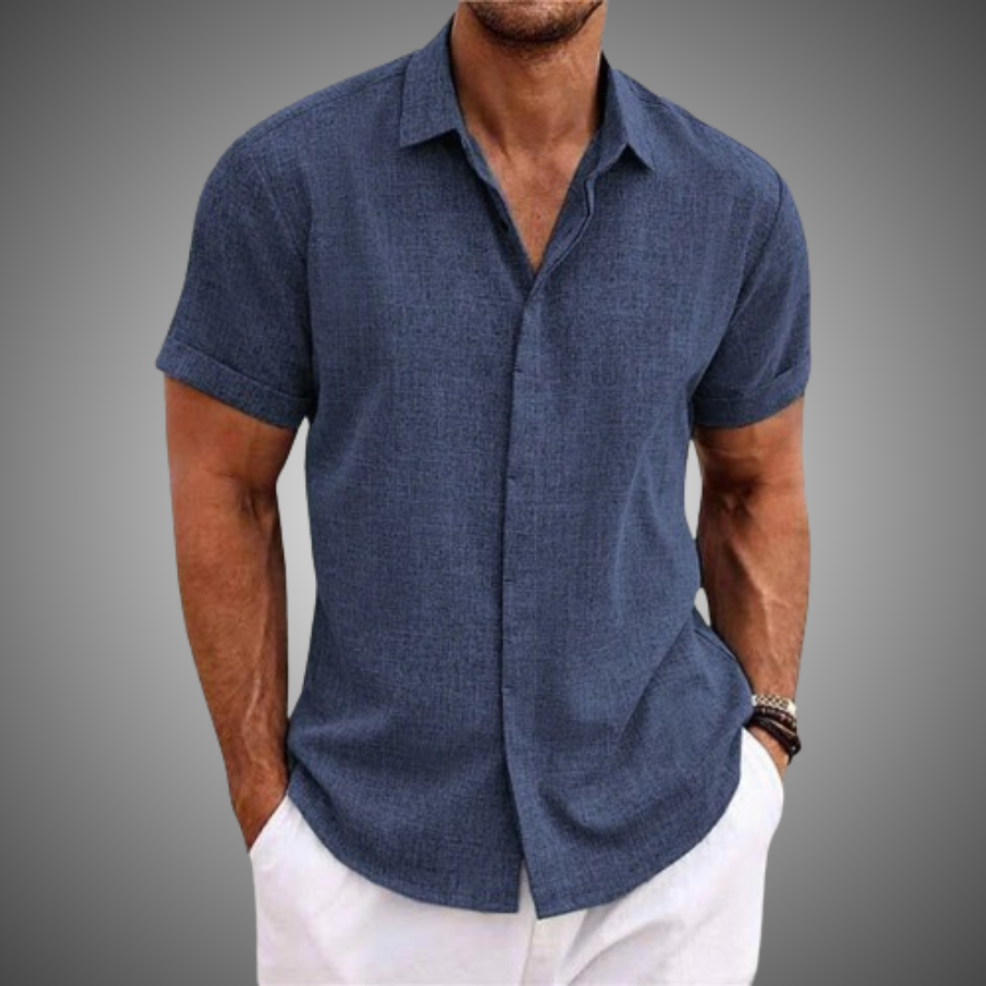 Chemise homme Lorenz, coupe élégante, manches courtes, col revers. Idéale pour un confort décontracté.