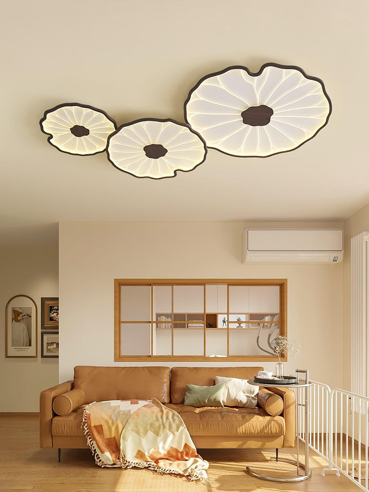 Luminaire LED Solara, feuille de lotus, bois noyer, pour un éclairage d'ambiance raffiné.