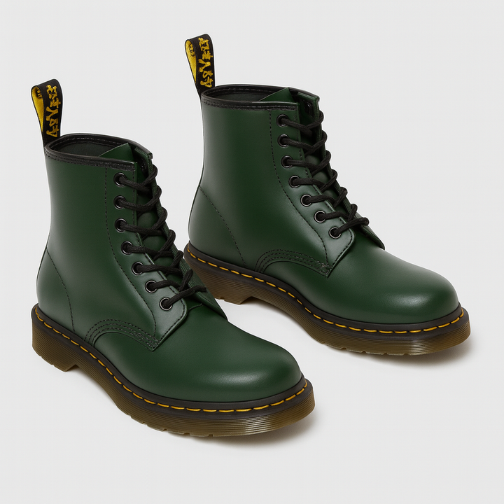 Chaussures homme lacées, adhérence supérieure. Bottes durables offrant un grand confort et un look stylé.