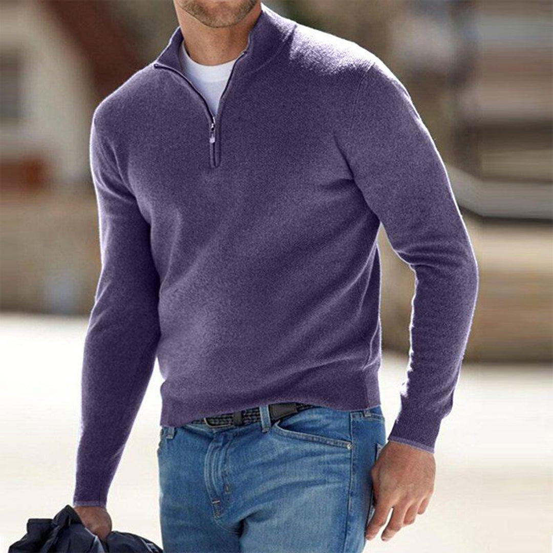 Décontracté et chic: pull homme uni bordeaux, col montant zippé, coupe slim fit. Parfait pour l'hiver.