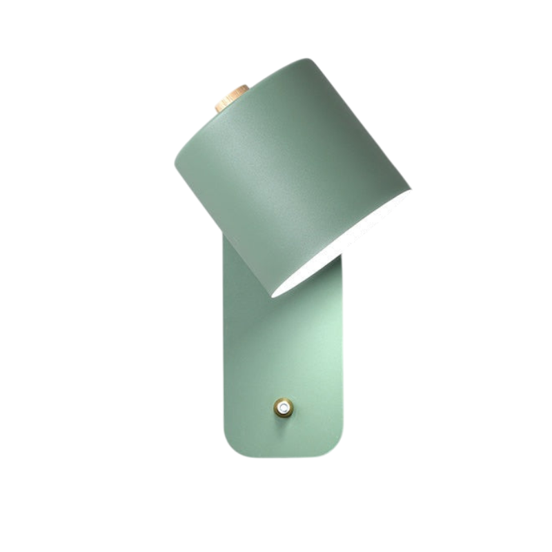 Applique murale LED élégante LuminaStyle pour intérieur, design moderne, éclairage économique.