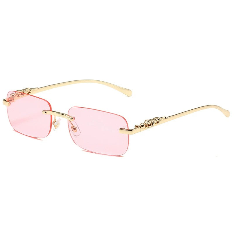 Lunettes de soleil homme vintage robustes, anti-reflets et protection UV maximale. Pour un style décontracté chic.