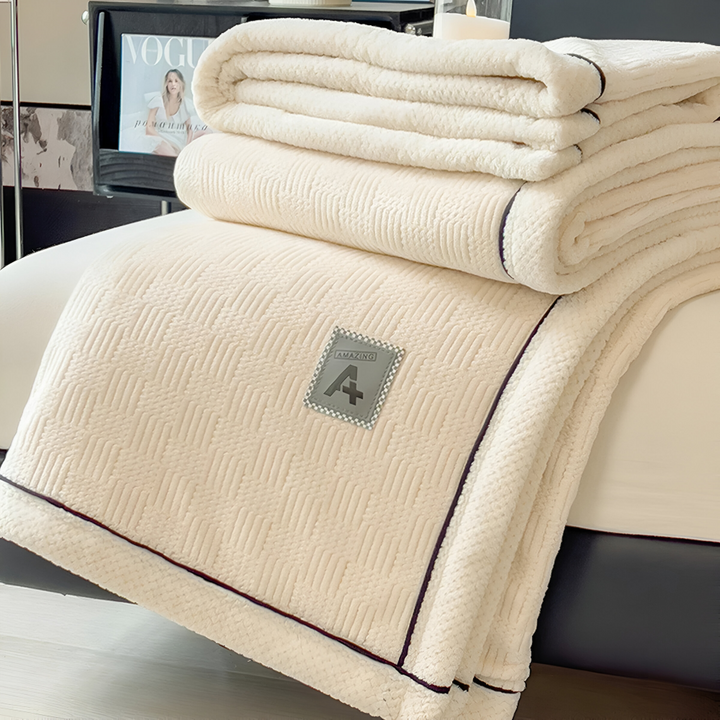 Luxueuse couverture velours élégante, parfaite pour décorer chambre ou salon.