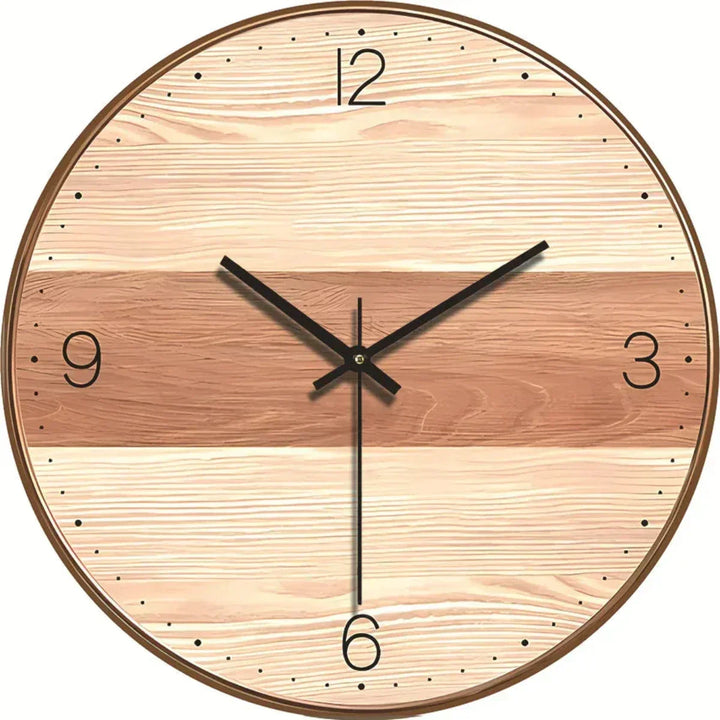 Horloge grand format effet bois pour une ambiance zen et sereine dans le salon ou la salle à manger.