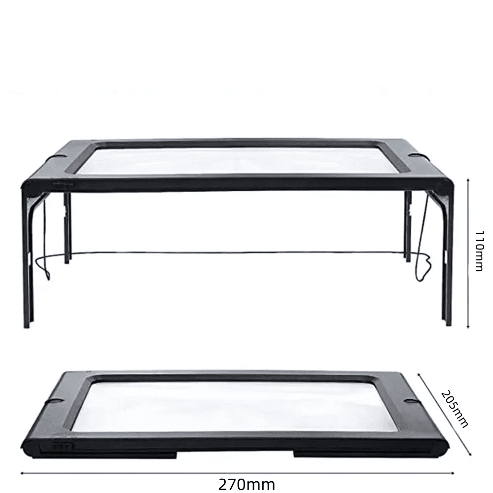 Loupe de lecture pliable avec triple grossissement et éclairage LED pour un confort de lecture optimal.