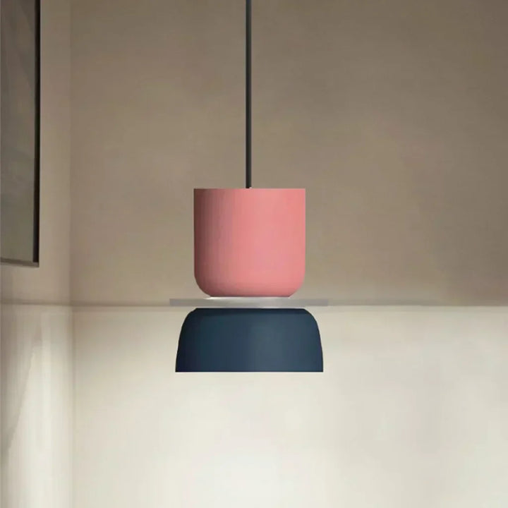 Luminaire nordique moderne, bloc de couleurs, éclairage décoratif pour salon ou chambre.