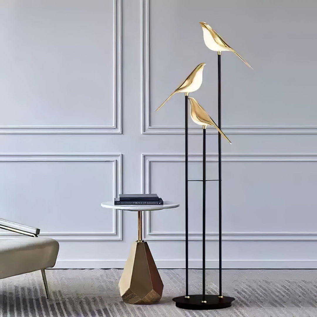 Lampe sur pied LED Perchée de Pie. Design moderne et élégant pour salon ou chambre.