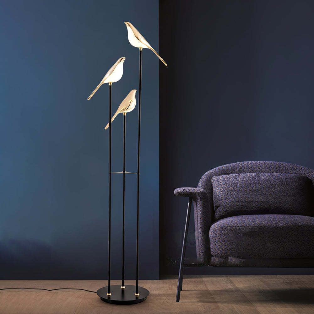 Élégante lampe sur pied LED "Perchée de Pie", éclairage d'ambiance design pour intérieurs modernes.
