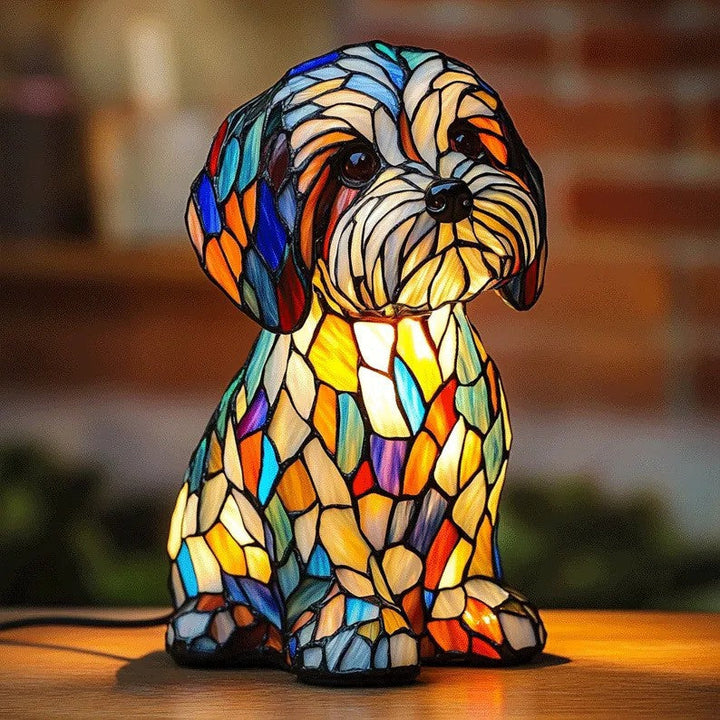 Lampe LED de nuit chien Golden Retriever en résine, design artistique pour chambre ou salon.
