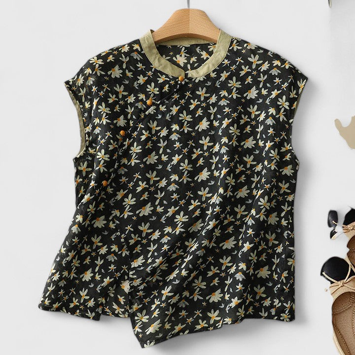 Haut femme élégant, style chic et polyvalent. Parfait pour une allure mode décontractée printemps-été.