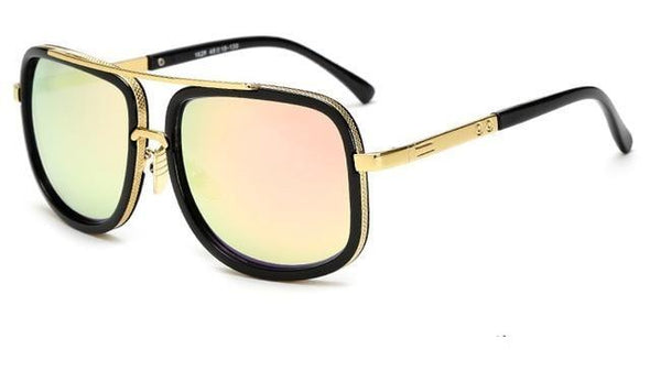 Complétez votre style avec ces lunettes de soleil homme. Polarisées, UV400 et monture légère.
