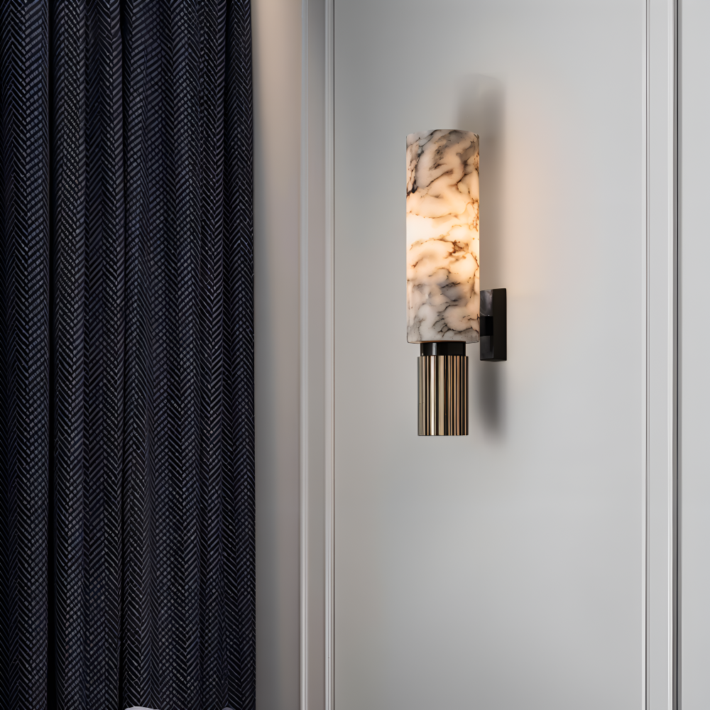 Élégante applique murale LED cylindrique en marbre, parfaite pour une décoration de luxe.