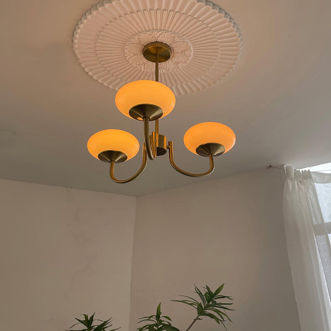 Éclairage suspension design Marshmallow, salon moderne.