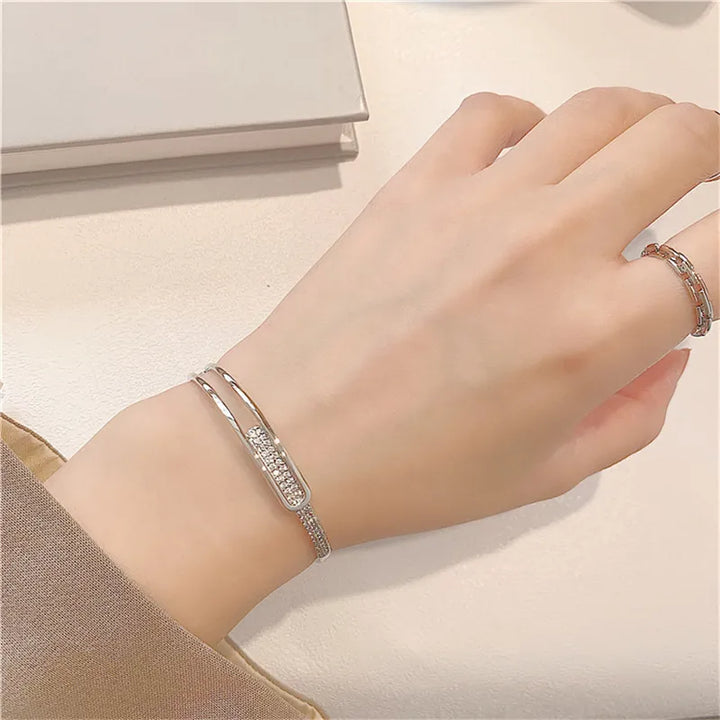 Bijou femme: bracelet jonc argent 925 et zirconia, parfait pour un cadeau.