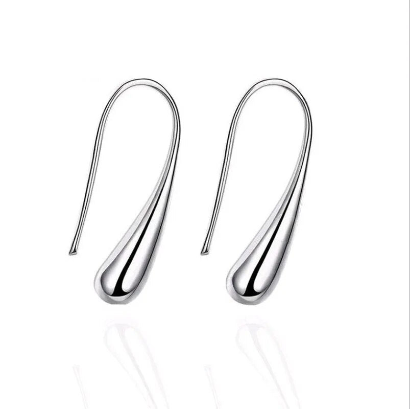 Bijoux complets en argent S925, forme goutte d'eau. Idéal pour une élégance quotidienne ou une occasion spéciale.