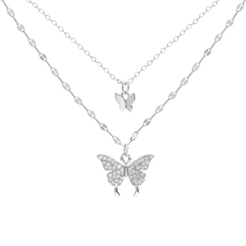 Bijou femme collier multicouche papillon zircon. Élégant en argent, double chaîne, parfait pour la mode actuelle.