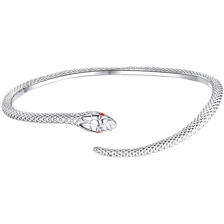 Bracelet tendance serpent en argent, design unique et ajustable, pour un style affirmé et élégant.